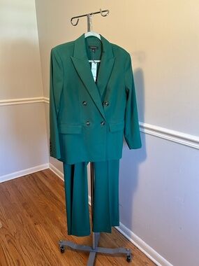 Ann Taylor Emerald Green Double-Breasted Blazer and Pants Set